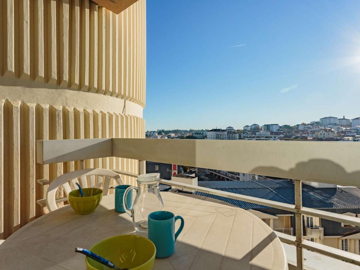 Charmant Studio En Centre-Ville Avec Piscine Proche Grande Plage - Fr-1-3-410 Биариц Екстериор снимка